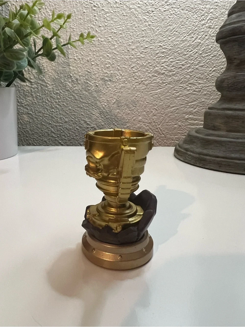 Skylanders Superchargers Land Trophy Count Moneybone Racing Figure RARE